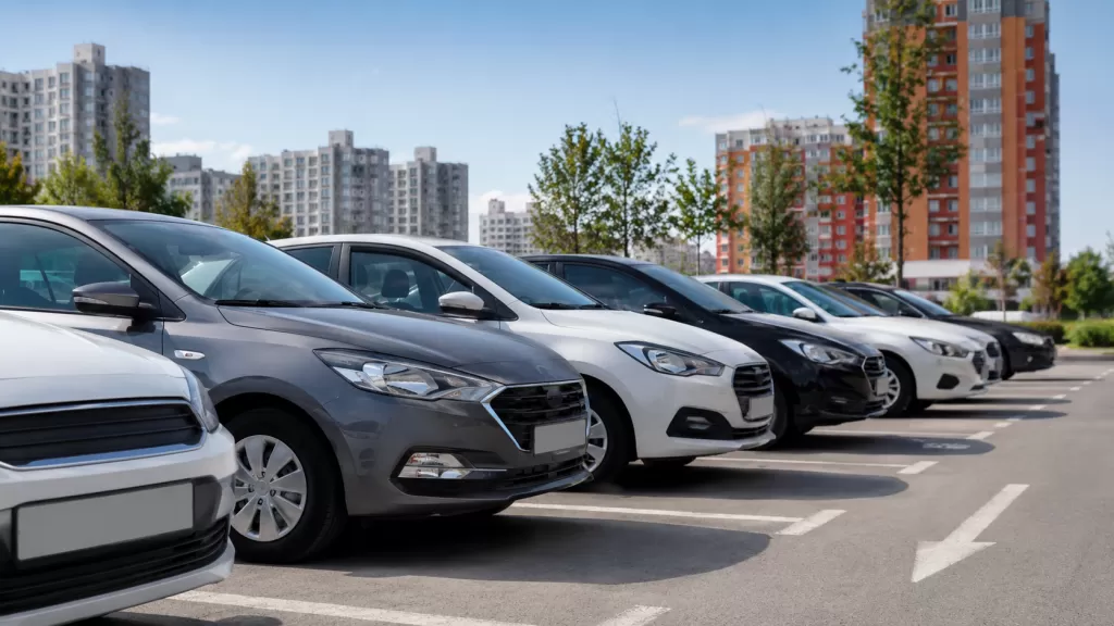 Компактные автомобили эконом- и комфорт-класса для аренды новичку
